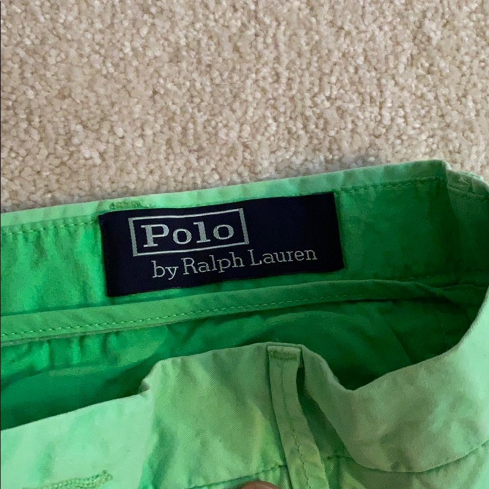 Shorts - Picture 2 of 3